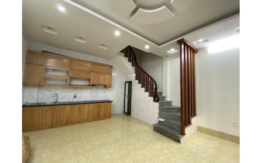 Bán nhà Quan Nhân 5 tầng 45m² Vỉa Hè  Ô TÔ, Kinh Doanh, ở luôn, giá 6,5 tỷ